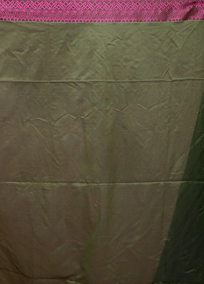 Green Pure Cotton Saree With Blouse Piece