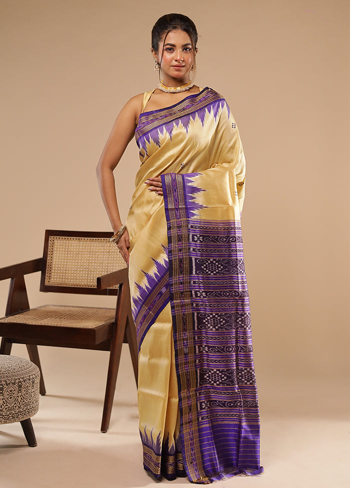 Cream Handloom Ikkat Pure Silk Saree Without Blouse Piece