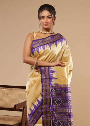 Cream Handloom Ikkat Pure Silk Saree Without Blouse Piece