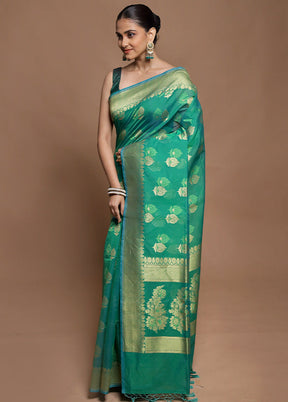 Green Kora Silk Saree With Blouse Piece