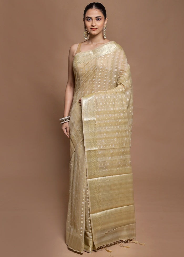 Cream Cotton Saree With Blouse Piece