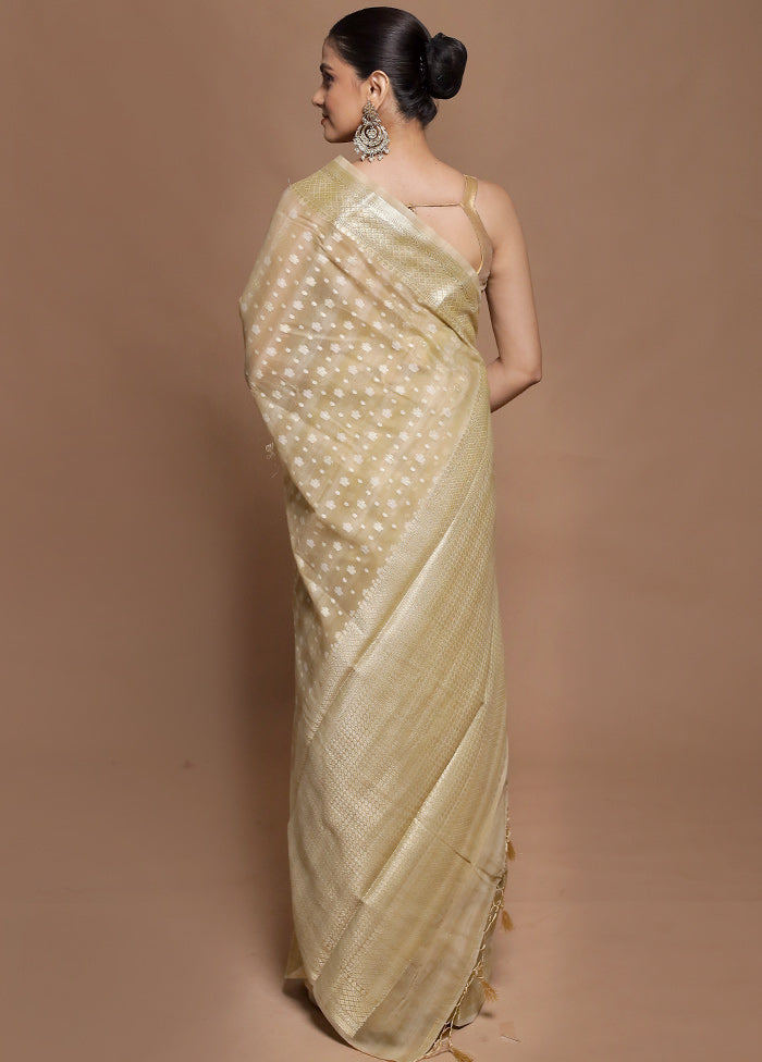 Cream Cotton Saree With Blouse Piece