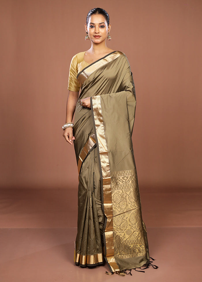 Grey Kanjivaram Silk Saree With Blouse Piece