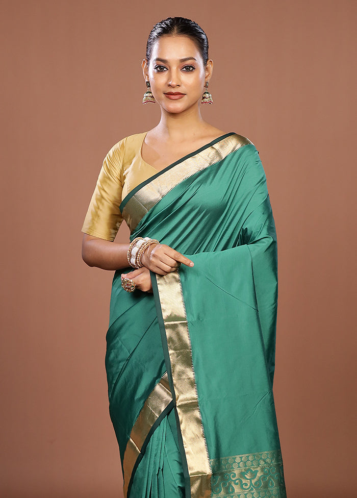 Green Kanjivaram Silk Saree With Blouse Piece