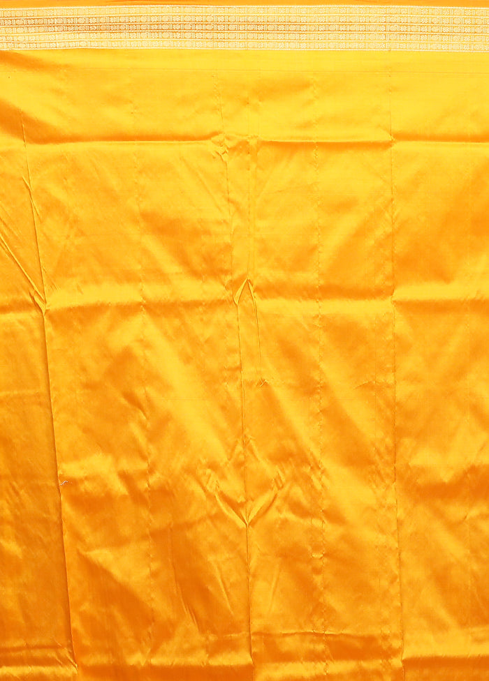 Maroon Handloom Bomkai Pure Silk Saree With Blouse Piece