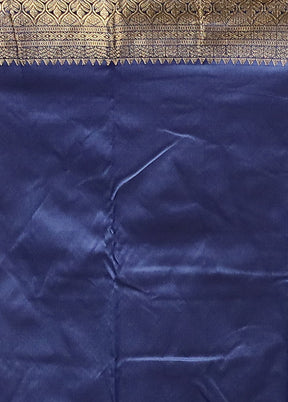 Grey Handloom Kanjivaram Pure Silk Saree With Blouse Piece