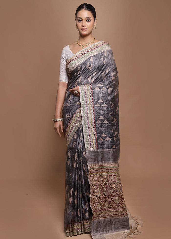 Grey Tussar Silk Saree With Blouse Piece