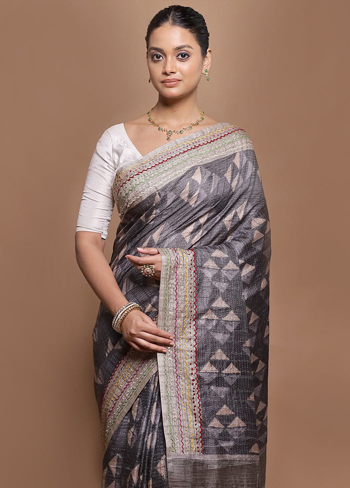 Grey Tussar Silk Saree With Blouse Piece