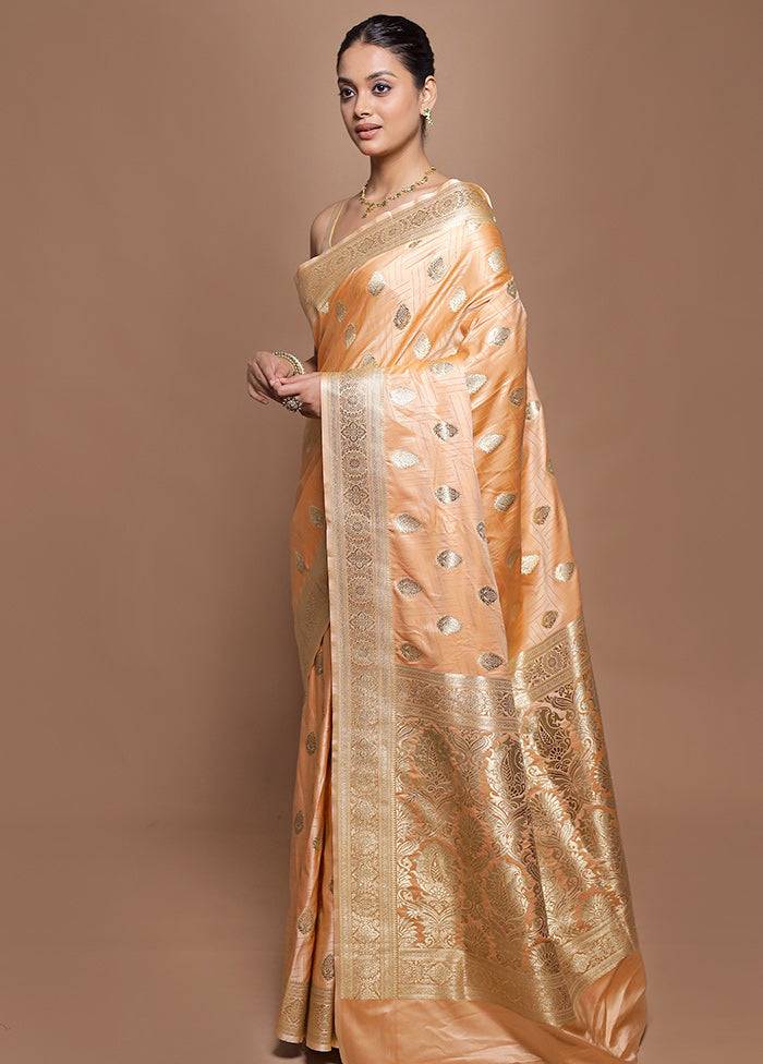 Peach Tanchoi Silk Saree With Blouse Piece