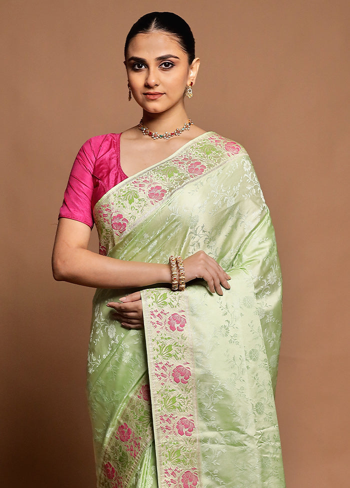 Green Tanchoi Silk Saree With Blouse Piece
