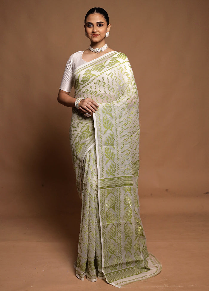 White Tant Jamdani Saree Without Blouse Piece