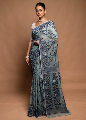 Green Tant Jamdani Saree Without Blouse Piece