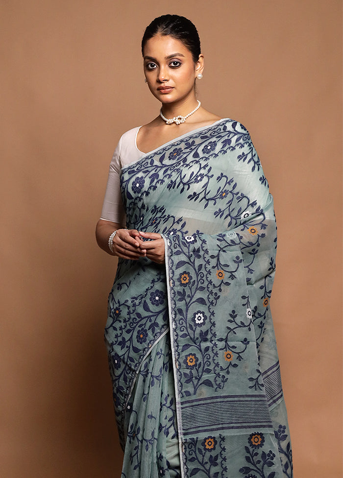 Green Tant Jamdani Saree Without Blouse Piece