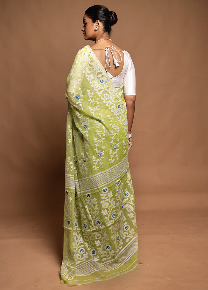 Green Tant Jamdani Saree Without Blouse Piece