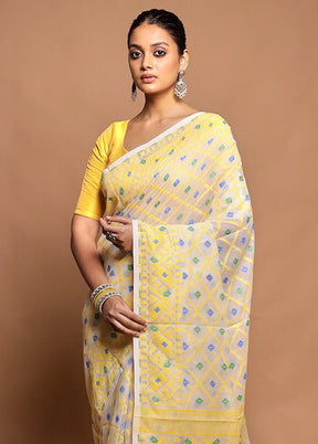 White Tant Jamdani Saree Without Blouse Piece