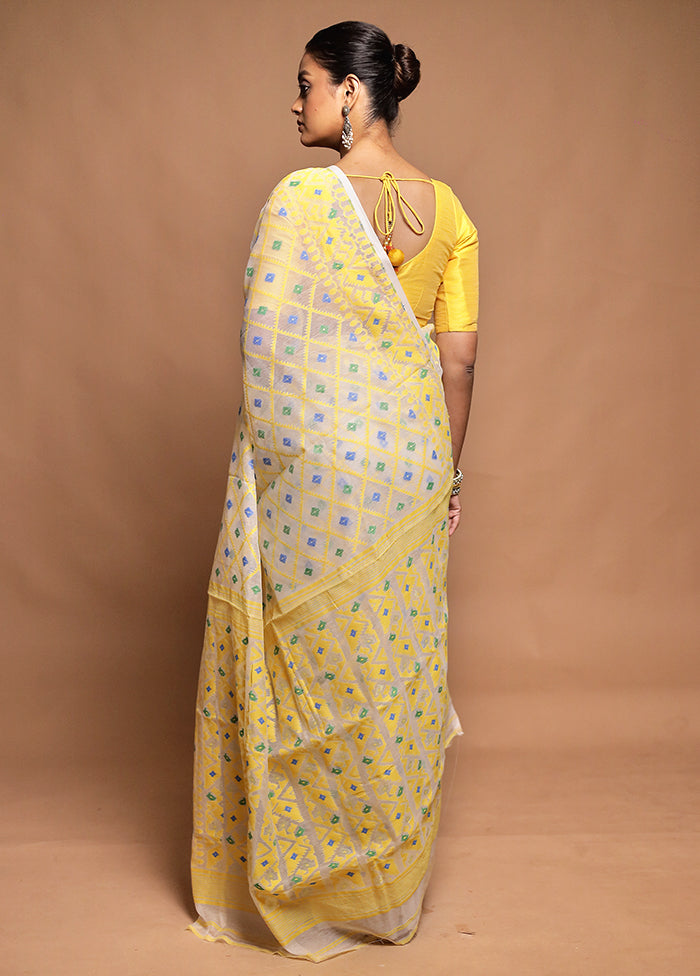 White Tant Jamdani Saree Without Blouse Piece