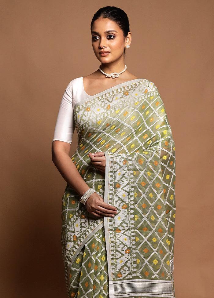 Green Tant Jamdani Saree Without Blouse Piece