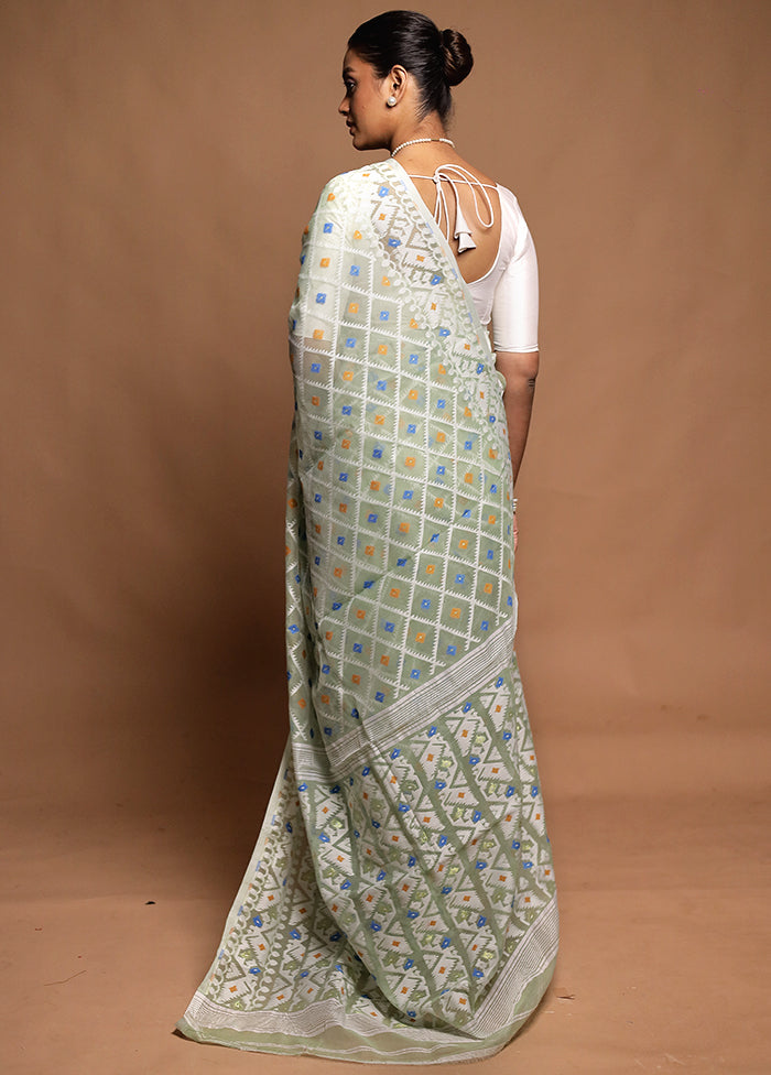 Green Tant Jamdani Saree Without Blouse Piece