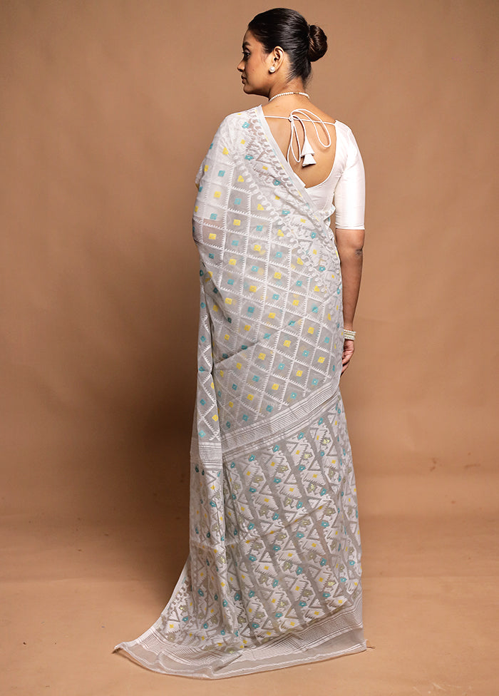 Grey Tant Jamdani Saree Without Blouse Piece