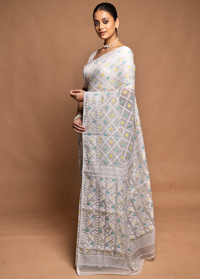 Grey Tant Jamdani Saree Without Blouse Piece
