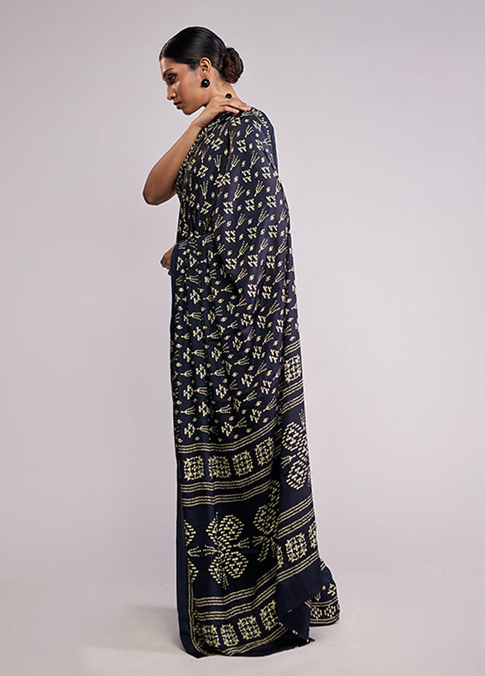 Blue Printed Silk Saree Without Blouse Piece