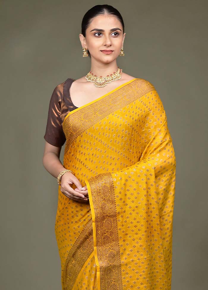 Yellow Georgette Saree With Blouse Piece