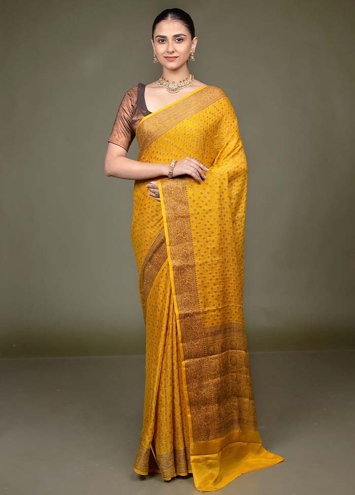 Yellow Georgette Saree With Blouse Piece