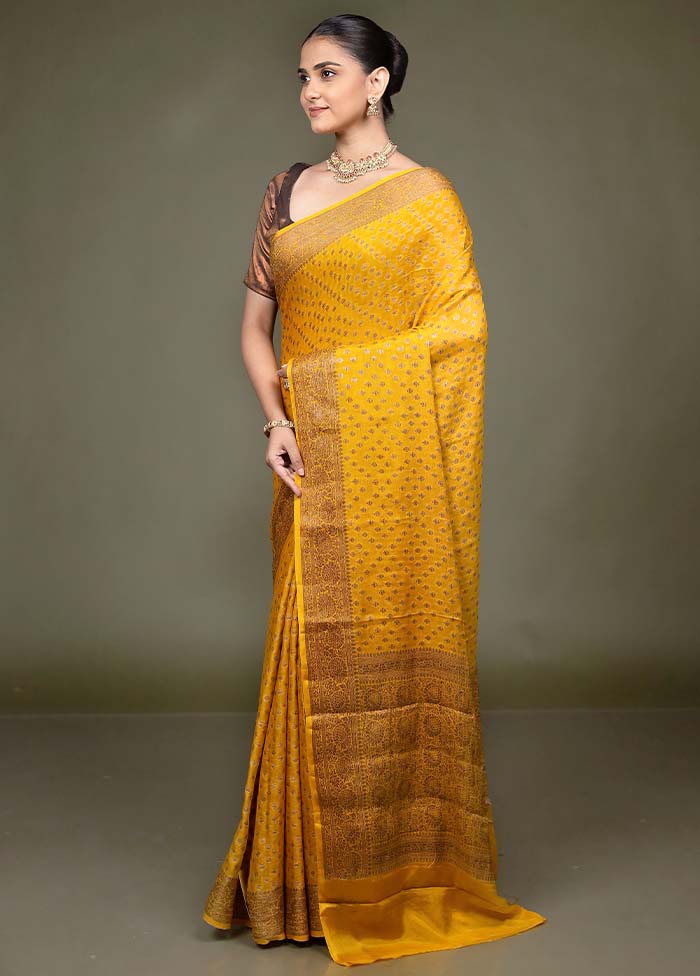 Yellow Georgette Saree With Blouse Piece