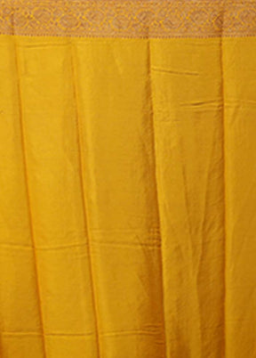 Yellow Georgette Saree With Blouse Piece