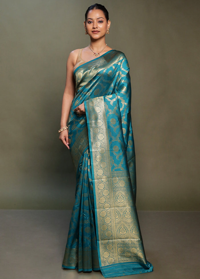 Green Dupion Silk Saree With Blouse Piece