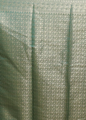 Green Kora Silk Saree With Blouse Piece