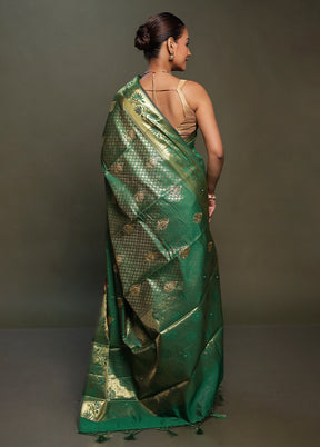 Green Kora Silk Saree With Blouse Piece