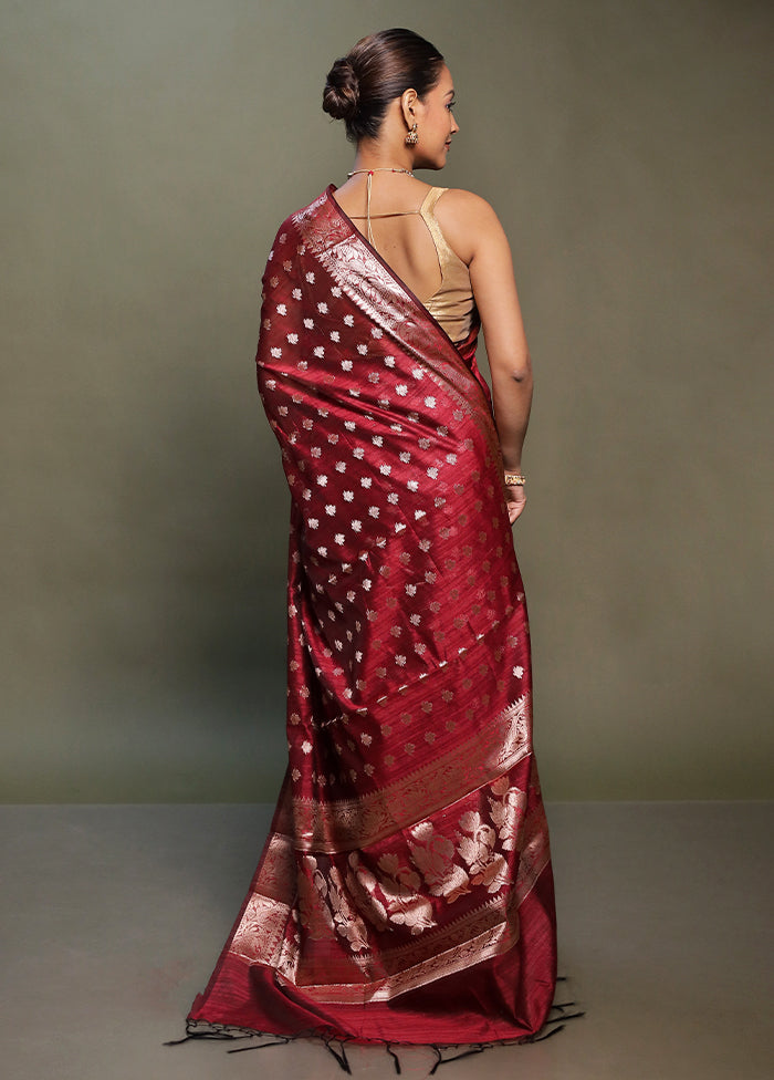 Red Kora Silk Saree With Blouse Piece
