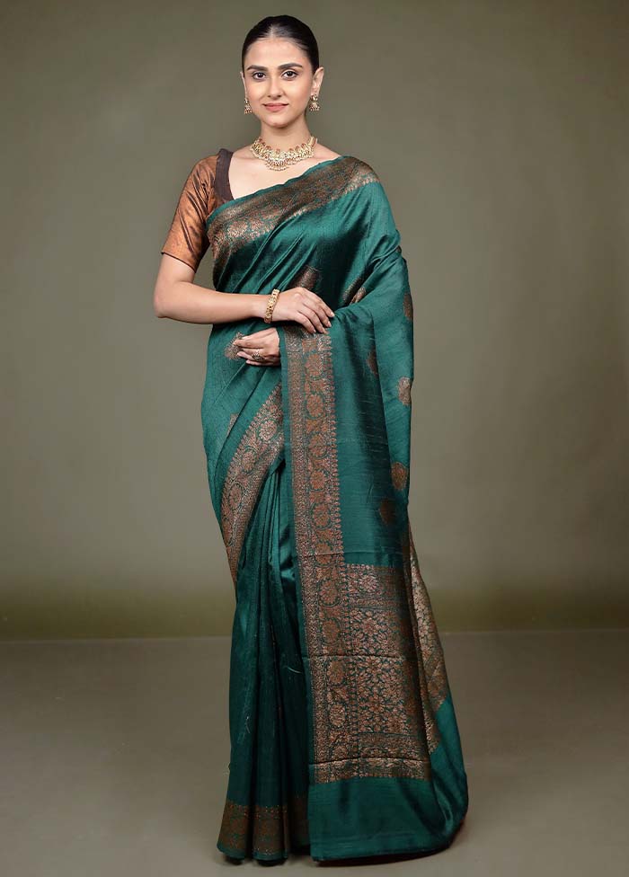 Green Handloom Tussar Pure Silk Saree With Blouse Piece