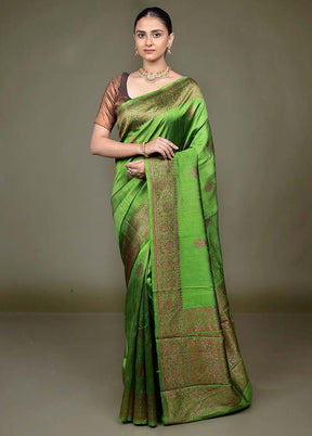 Green Handloom Tussar Pure Silk Saree With Blouse Piece