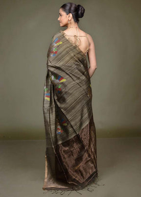 Cream Handloom Matka Pure Silk Saree With Blouse Piece