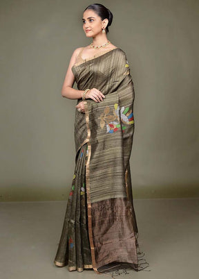 Cream Handloom Matka Pure Silk Saree With Blouse Piece