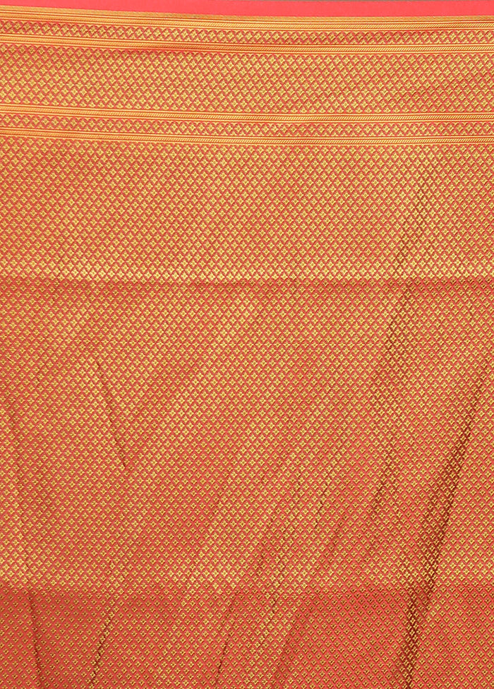 Green Tanchoi Silk Saree With Blouse Piece