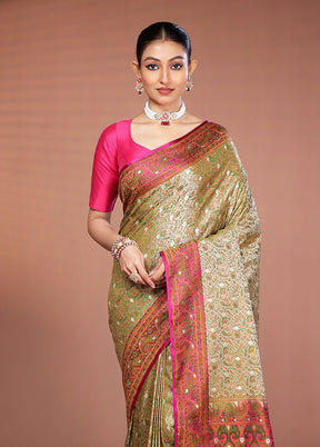 Cream Tanchoi Silk Saree With Blouse Piece