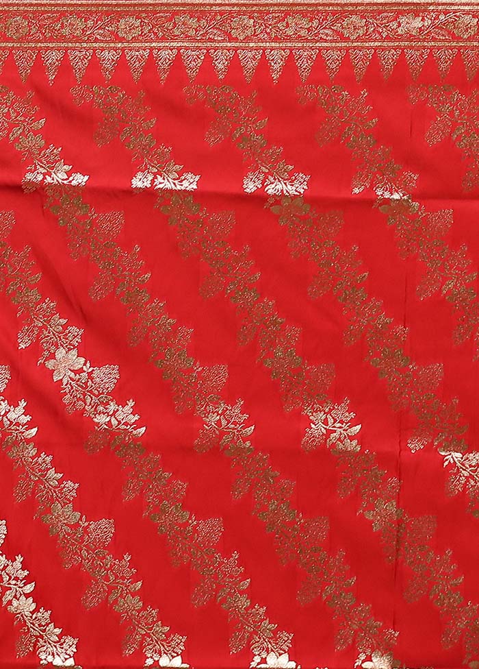 Red Banarasi Silk Saree With Blouse Piece