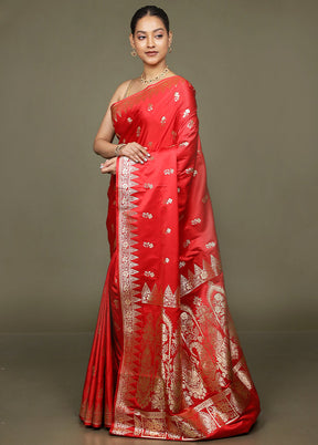 Red Banarasi Silk Saree With Blouse Piece