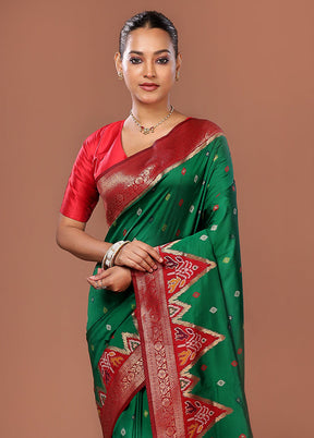 Green Dupion Silk Saree With Blouse Piece