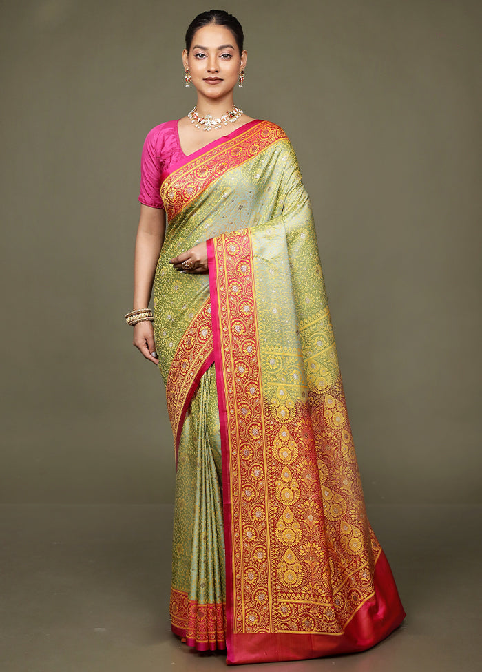 Green Tanchoi Silk Saree With Blouse Piece