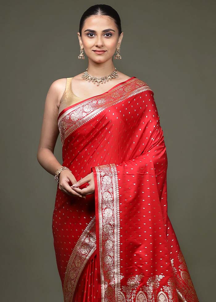 Red Banarasi Silk Saree With Blouse Piece