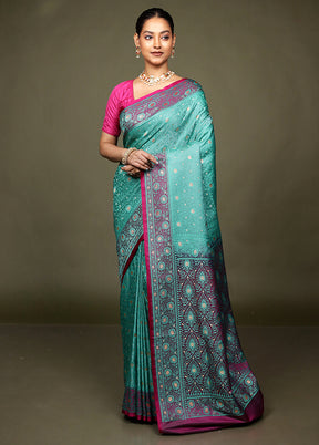 Green Tanchoi Silk Saree With Blouse Piece