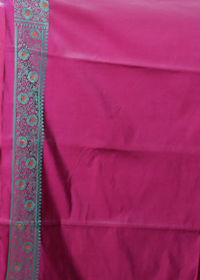 Green Tanchoi Silk Saree With Blouse Piece