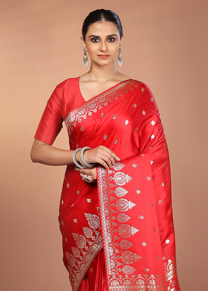 Red Banarasi Silk Saree With Blouse Piece