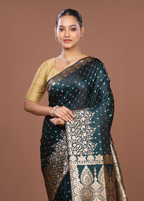 Green Banarasi Silk Saree With Blouse Piece