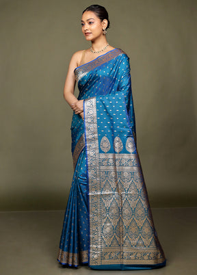 Green Banarasi Silk Saree With Blouse Piece