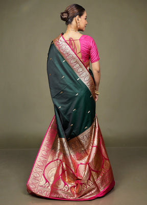Green Banarasi Silk Saree With Blouse Piece